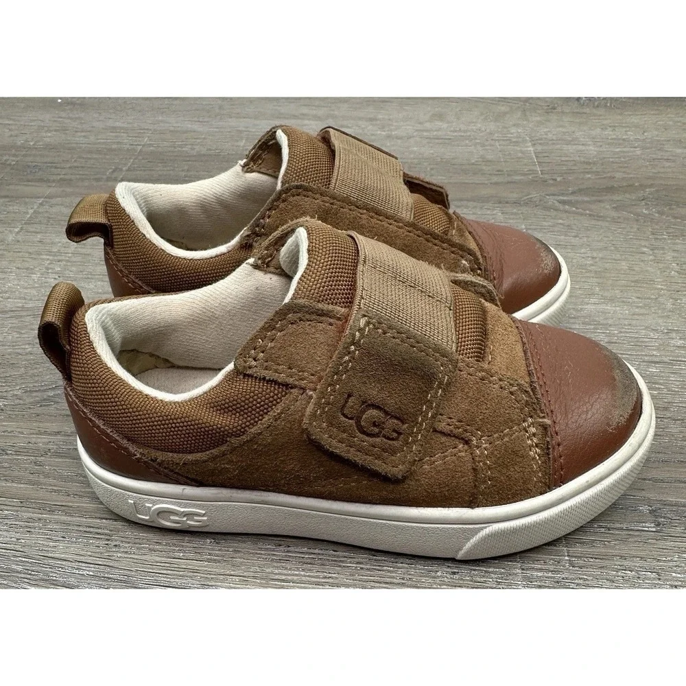 UGG Kids Rennon Low Sneaker Chestnut Brown Toddler Size 11 Hook and Loop Strap